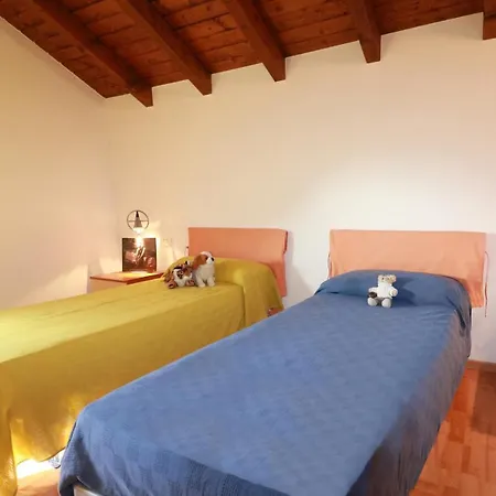 Sleeps 6 Pool Appartamento