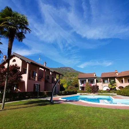Sleeps 6 Pool Appartamento