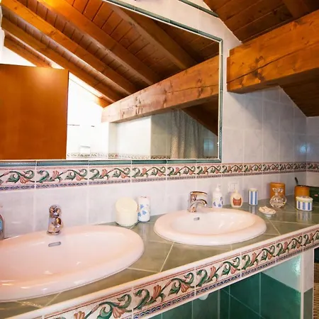 Appartamento Sleeps 6 Pool *