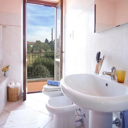 Appartamento Sleeps 6 Pool *